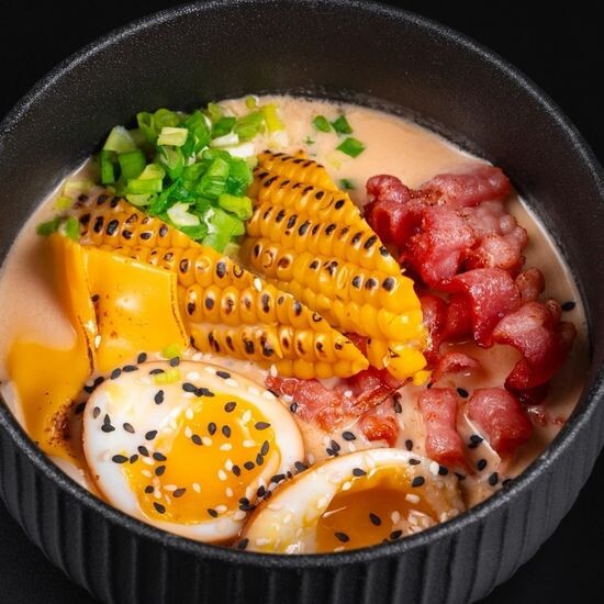 Сырный рамен с беконом