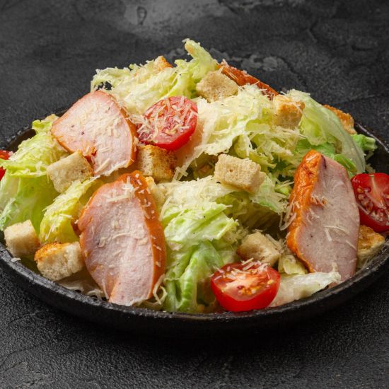 Салат «Цезарь» с курицей