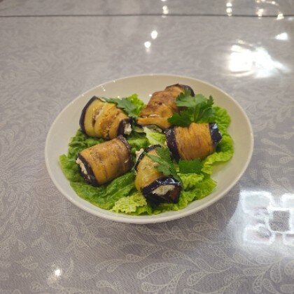 Рулет из баклажана