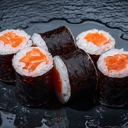 Маки  с лососем