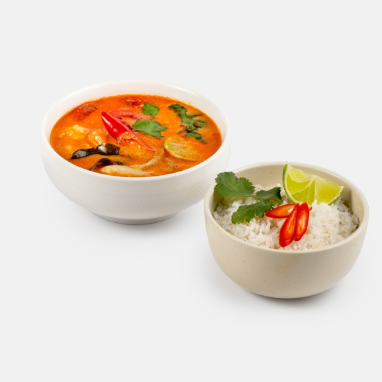 Том ям с морепродуктами