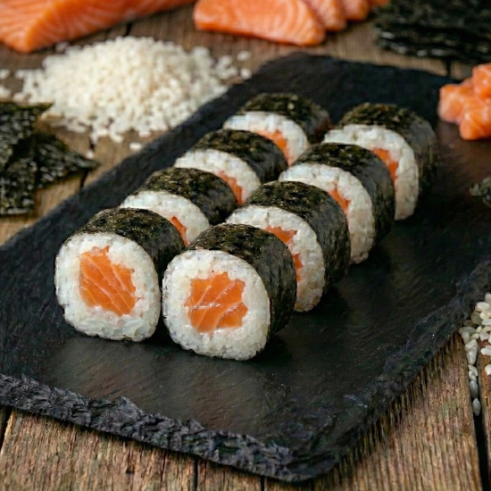 Ролл «Классика» с лососем