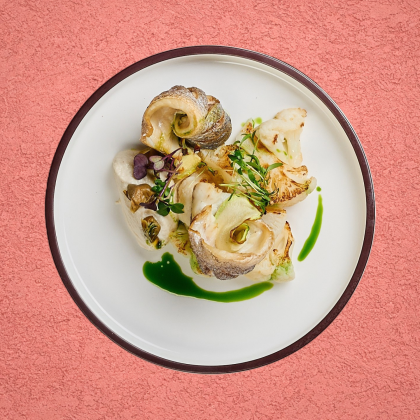 Филе дорадо с цветной капустой и муссом из Пармезана