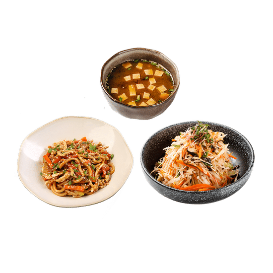 Патонг комбо - Салат домашний, 
Лапша удон с курицей терияки, 
Мисо-суп