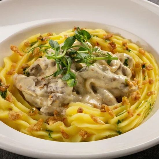 Говяжья печень с картофельным пюре