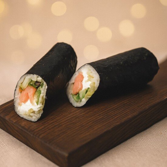 Сушито с лососем