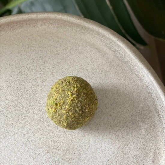 Конфета фисташка-матча