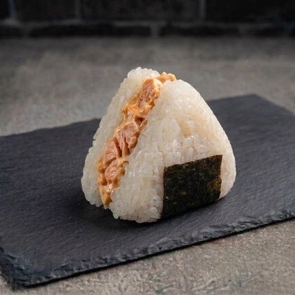 Онигири с креветкой