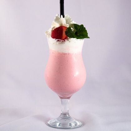 Молочно-клубничный шейк