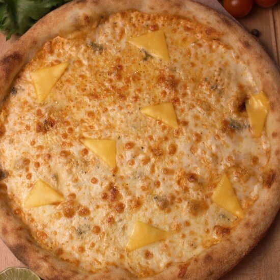 Пицца «Четыре сыра»