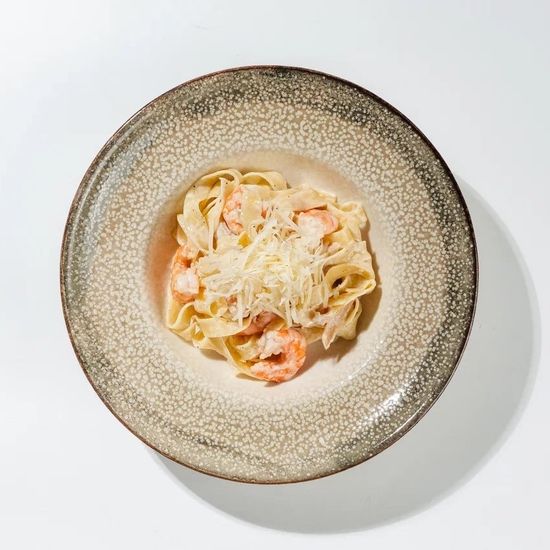 Макароны креветки и кальмар