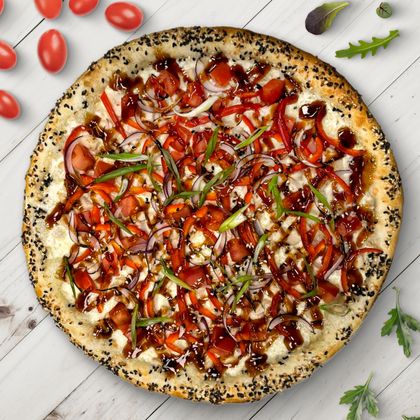 Пицца с курицей и терияки