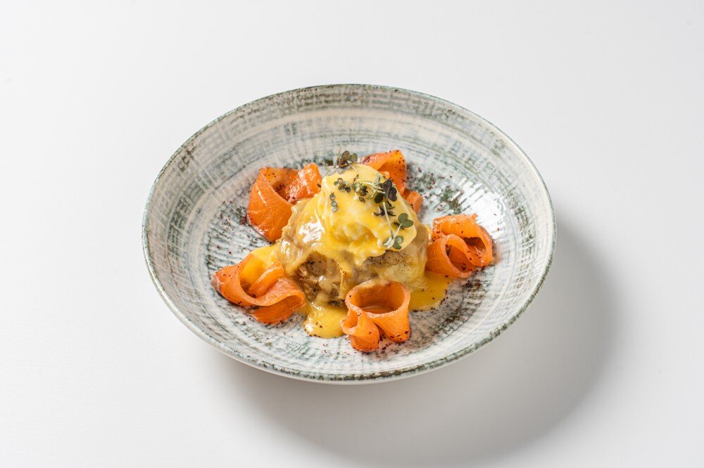 Яйцо Бенедикт с лососем