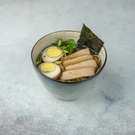 Японский рамен шой со свининой