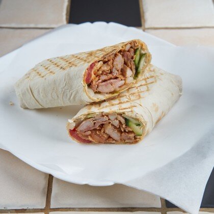Шаурма из курицы в лаваше классика