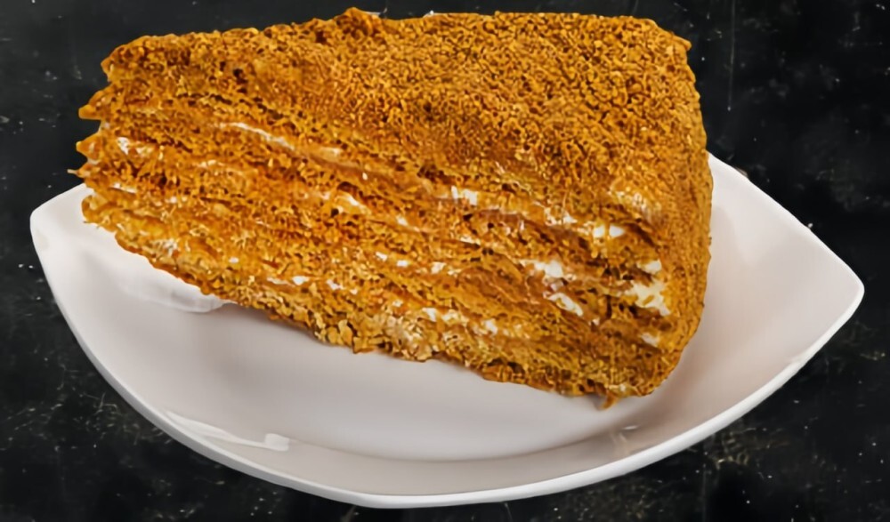 Торт «Медовик»