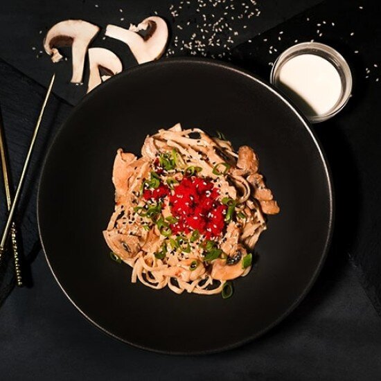 Удон сливочный с курицей