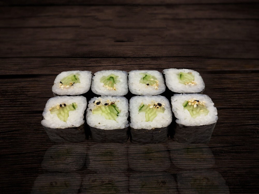 Хосомаки с огурцом