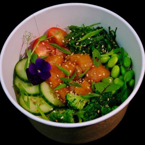 Боул с лососем