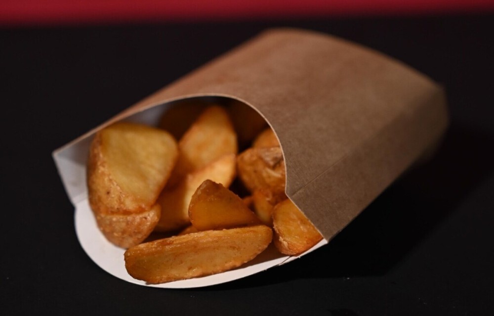 Картошка деревенская ХL + соус подарок