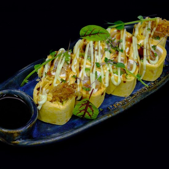 Ролл Тортилья с креветкой темпура