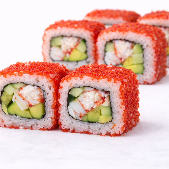 Калифорния с авокадо и крабом