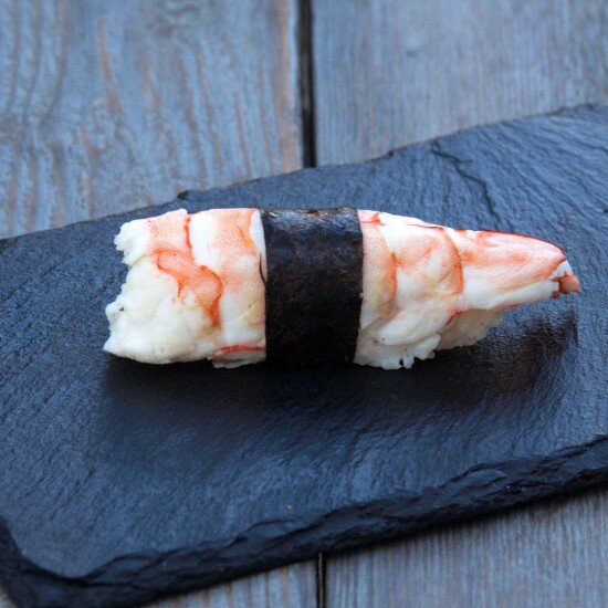 Суши креветка