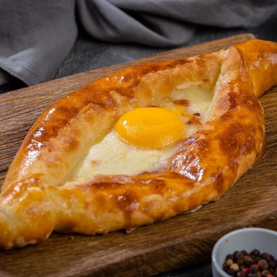Хачапури по-аджарски