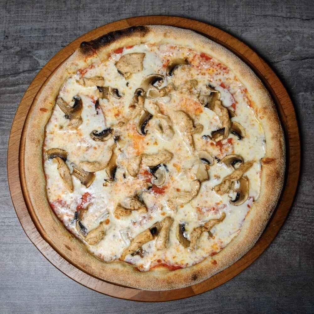 С курицей и грибами