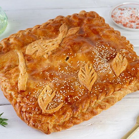 Пирог с горбушей и луком