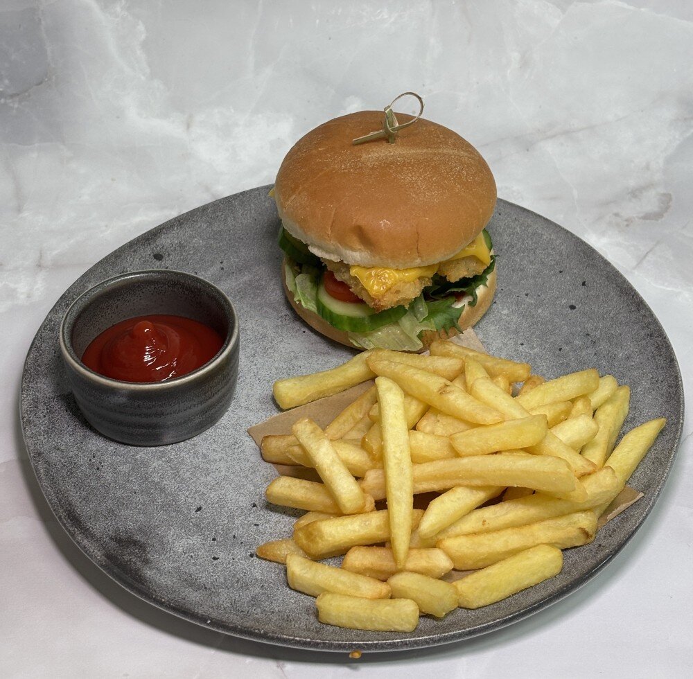 Детский бургер с фри