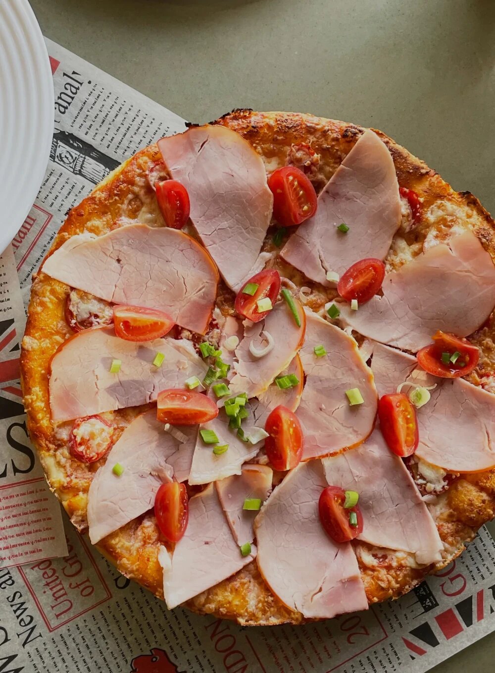 Пицца с тамбовским окороком