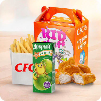 КидСтафф для мальчика с наггетсами и яблочным соком