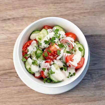 Салатик овощной со сметаной