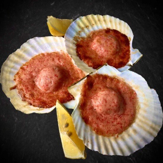 Запеченный Гребешок на полустворке 4шт