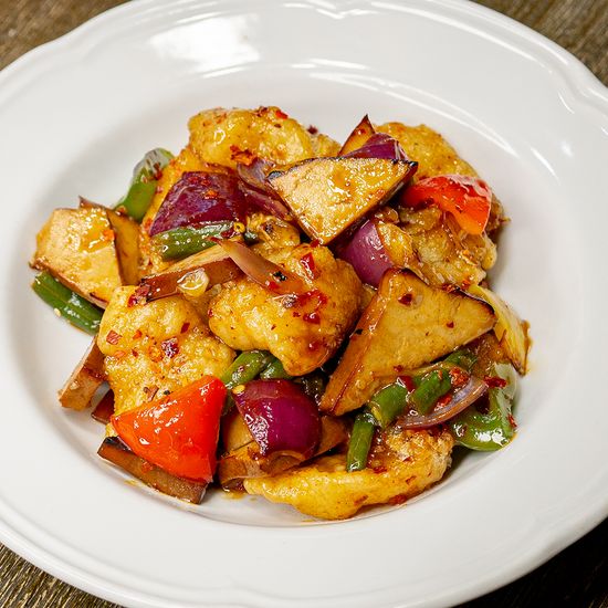 Морской окунь с тофу