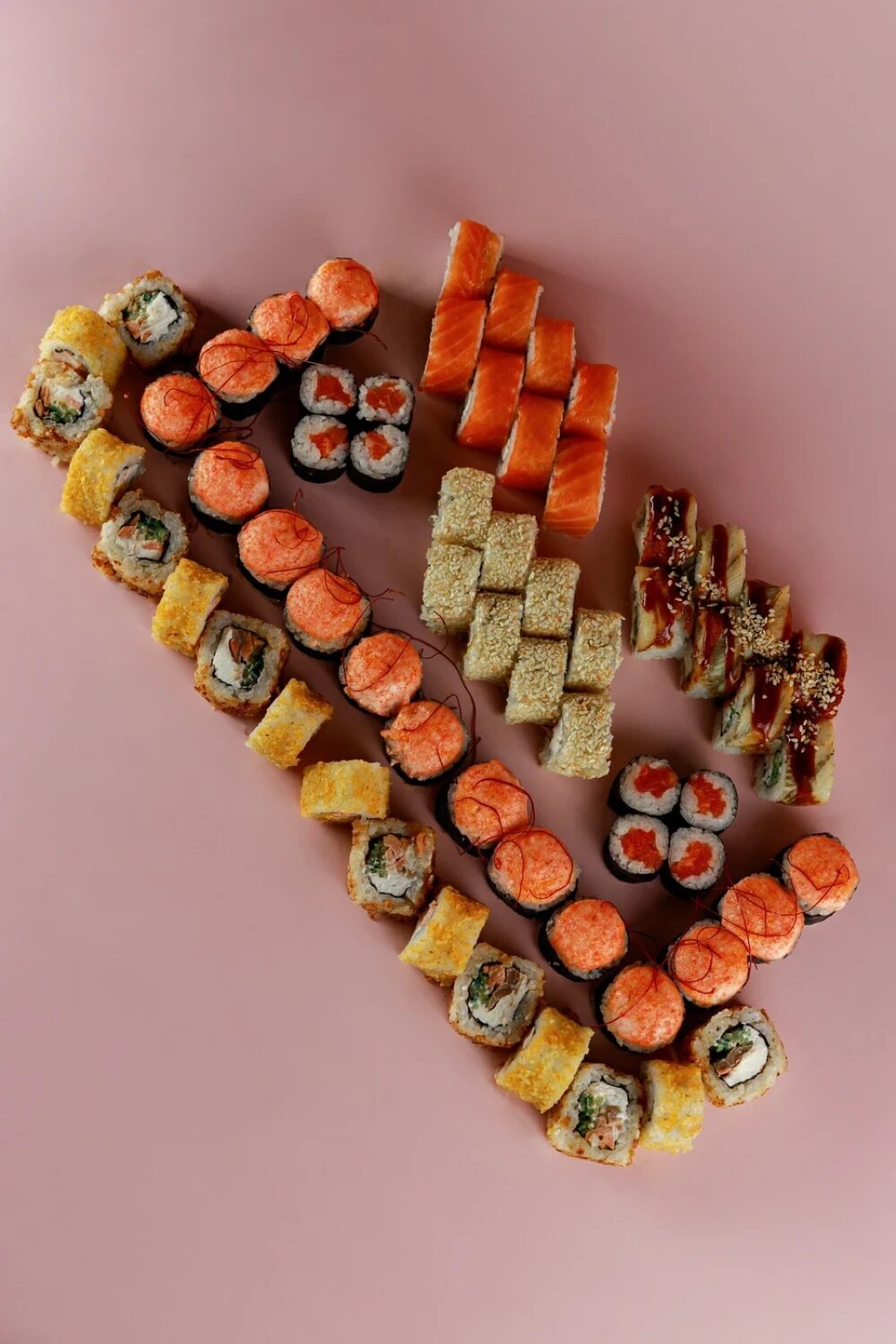 Сет "Сакура" 64 шт