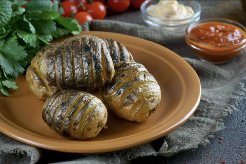 Картофель на мангале