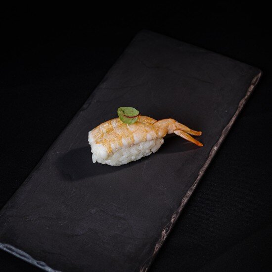 Суши с креветкой