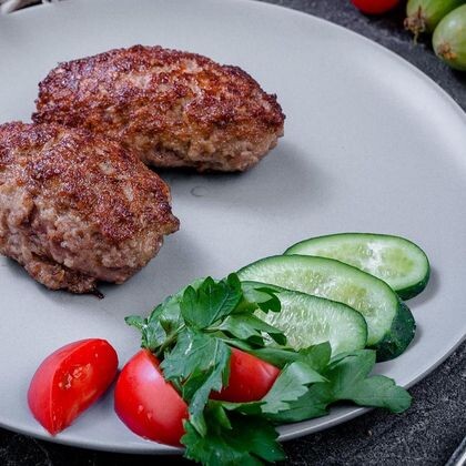 Котлеты жареные из говядины