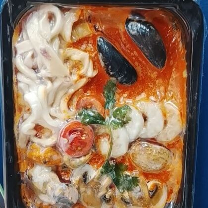 Том Ям 370гр набор с морепродуктами Острый