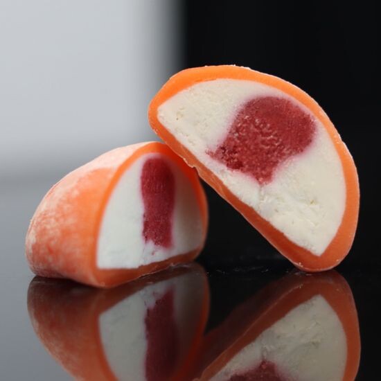 Моти с клубникой