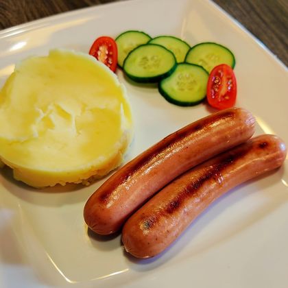 Пюре с сосисками