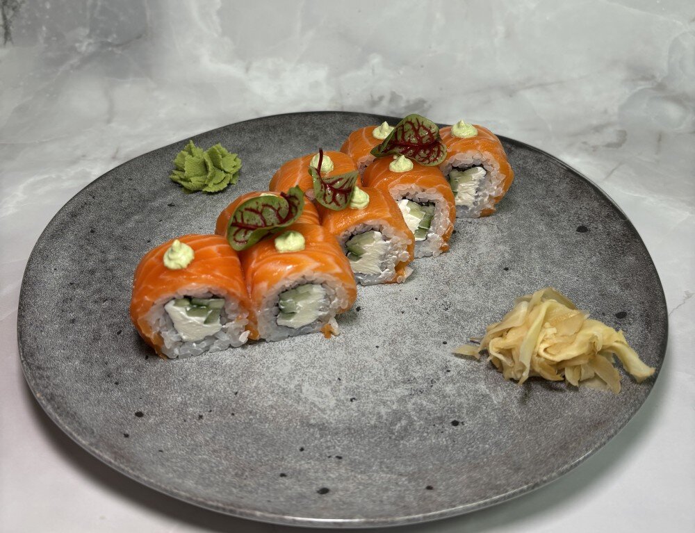 Филадельфия с муссом из авокадо