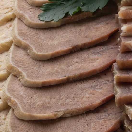 Язык отварной 100гр