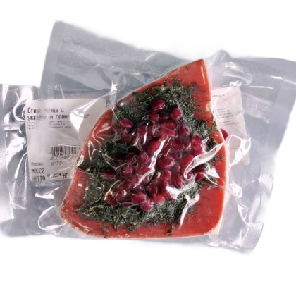 Стейк тунца с укропом и гранатом