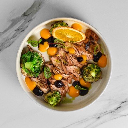 Опаленный лосось с брокколи