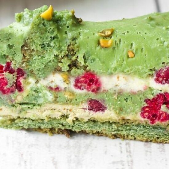 Торт фисташковый