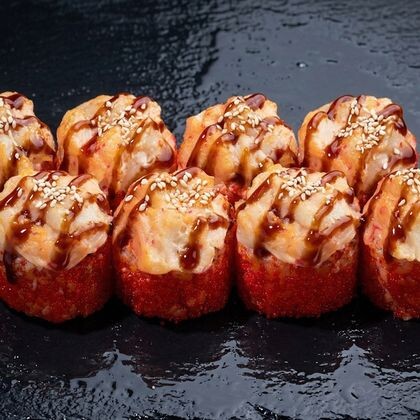 Запеченный острый ролл с крабом и гребешком
