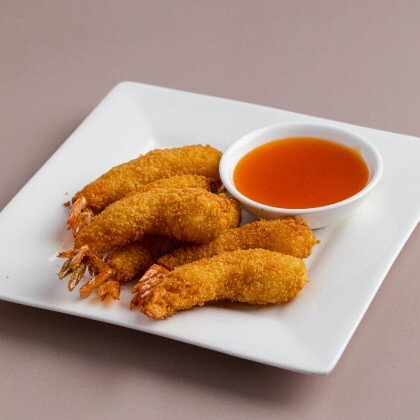 Креветка в темпуре с соусом манго-чили